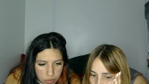 Valentina y Melissa online show from 06/26/26, 09:41