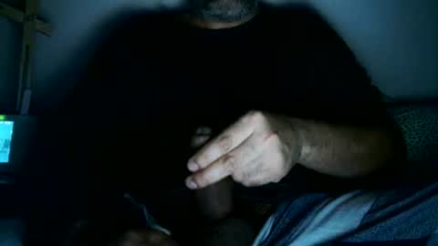 Snapshot of melb887 chatting on 06/21/26, 05:37 melb887 online show from 06/21/26, 05:37
