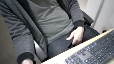 Snapshot of melbguy_075 chatting on 08/02/26, 10:25 melbguy_075 online show from 08/02/26, 10:25