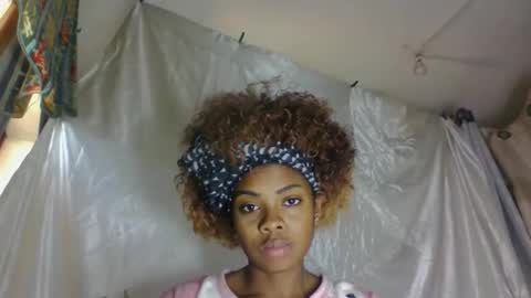 meliana98 online show from 10/16/25, 08:48