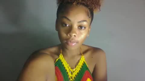 meliana98 online show from 10/21/25, 08:42