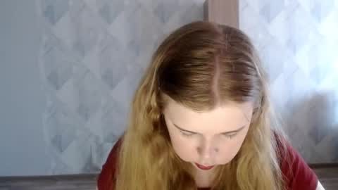 Snapshot of melina_beauty chatting on 04/28/26, 06:51 Melina online show from 04/28/26, 06:51