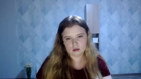 Snapshot of melina_beauty chatting on 06/19/26, 11:41 Melina online show from 06/19/26, 11:41