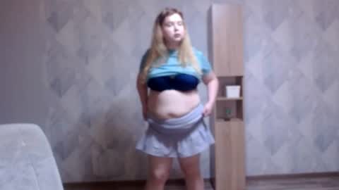 Snapshot of melina_beauty chatting on 06/24/26, 12:20 Melina online show from 06/24/26, 12:20