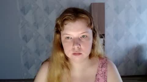 Snapshot of melina_beauty chatting on 07/16/26, 08:31 Melina online show from 07/16/26, 08:31