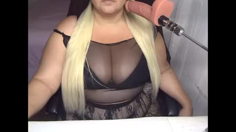 alissaalissa0818 online show from 12/17/25, 11:27