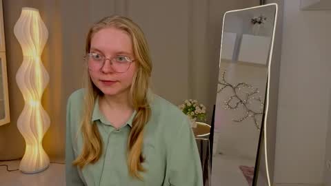 Alice - online show from 03/31/26, 07:14