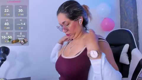 Melisa online show from 04/10/26, 01:27