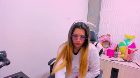 Melisa online show from 06/27/26, 12:22