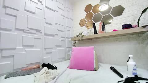 Melissa online show from 01/27/25, 07:35