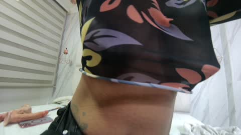 Melissa online show from 02/03/25, 11:42