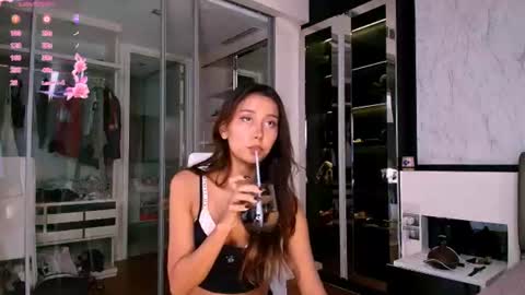 Snapshot of melisa_gerc chatting on 06/24/26, 09:19 Melisa gerc online show from 06/24/26, 09:19