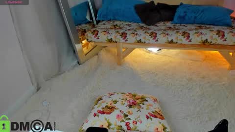 melisa_violet online show from 12/04/25, 01:15