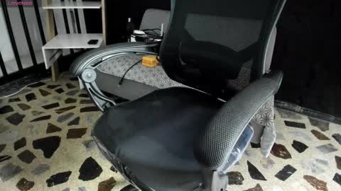 Melissa online show from 10/27/25, 01:59