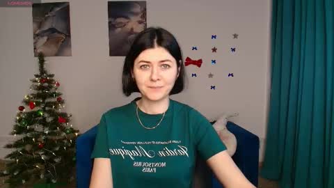 Melisa online show from 12/22/25, 07:27