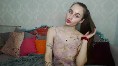 melisareu online show from 12/20/24, 10:27