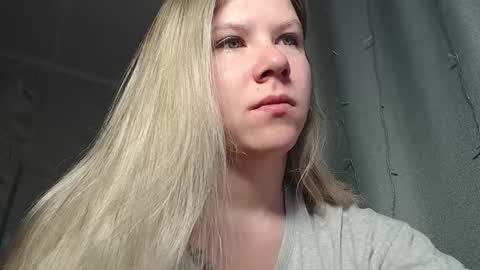 Melissa  Ray online show from 02/09/25, 02:28