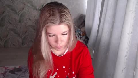 Melissa  Ray online show from 12/16/25, 07:57