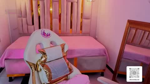 Snapshot of melissa_adamsxxx chatting on 12/18/25, 06:58 Lissa online show from 12/18/25, 06:58