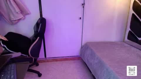 Snapshot of melissa_adamsxxx chatting on 02/12/26, 06:47 Lissa online show from 02/12/26, 06:47