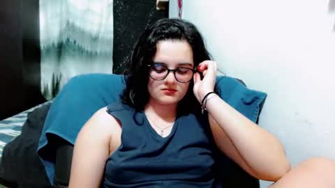 Snapshot of melissa_and_dany chatting on 02/02/25, 12:09 Melissas Corner online show from 02/02/25, 12:09