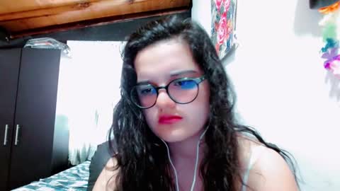 Snapshot of melissa_and_dany chatting on 02/08/25, 06:01 Melissas Corner online show from 02/08/25, 06:01