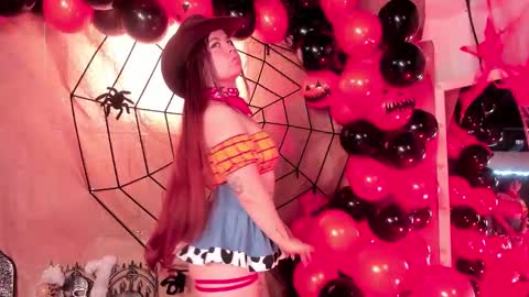 melissa_es online show from 10/27/25, 12:42