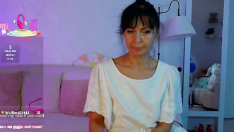 Snapshot of melissa_fane chatting on 07/26/26, 12:34 Hot Milf Melissa ONLINE Mon Tue Wed Fr Sun - 9pm - 6amUTC3 online show from 07/26/26, 12:34