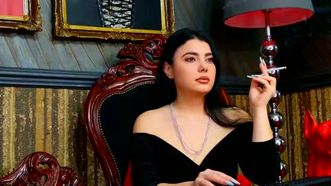 Snapshot of melissa_glow chatting on 12/17/24, 08:12 Melissa online show from 12/17/24, 08:12