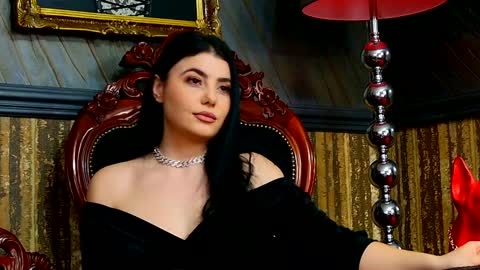 Snapshot of melissa_glow chatting on 01/06/25, 10:24 Melissa online show from 01/06/25, 10:24