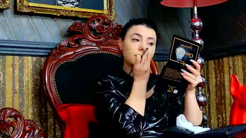 Snapshot of melissa_glow chatting on 02/16/25, 07:37 Melissa online show from 02/16/25, 07:37