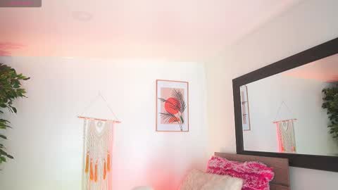 Melissa online show from 11/05/25, 12:27