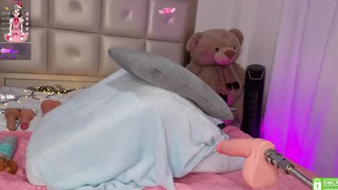 melissa_luu online show from 04/27/26, 09:13