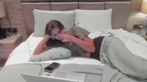 melissa_main online show from 04/15/26, 01:51