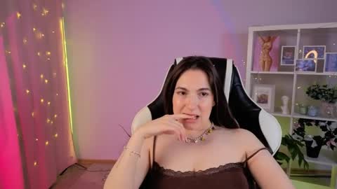 Snapshot of melissachaarm_ chatting on 06/07/26, 09:40 Melissa online show from 06/07/26, 09:40