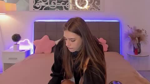 MelissaCrayzy online show from 04/22/26, 05:54