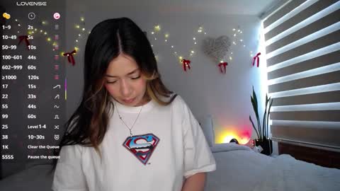 Melissa Lopez  online show from 12/19/25, 07:21