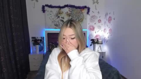 Snapshot of melissalorens chatting on 12/09/24, 03:44 Melissa online show from 12/09/24, 03:44