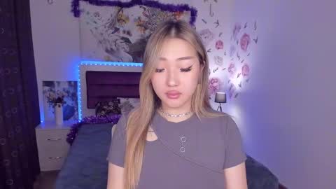 Snapshot of melissalorens chatting on 12/23/24, 05:22 Melissa online show from 12/23/24, 05:22