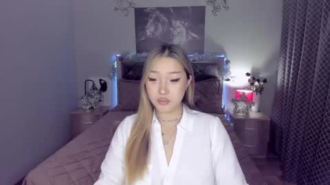 Snapshot of melissalorens chatting on 12/25/24, 02:34 Melissa online show from 12/25/24, 02:34