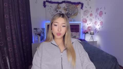 Snapshot of melissalorens chatting on 01/07/25, 07:06 Melissa online show from 01/07/25, 07:06