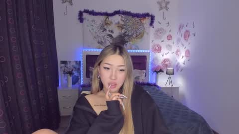 Snapshot of melissalorens chatting on 01/08/25, 10:26 Melissa online show from 01/08/25, 10:26