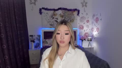 Snapshot of melissalorens chatting on 01/18/25, 03:27 Melissa online show from 01/18/25, 03:27