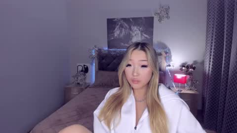 Snapshot of melissalorens chatting on 01/21/25, 06:45 Melissa online show from 01/21/25, 06:45