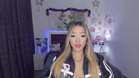 Snapshot of melissalorens chatting on 01/23/25, 03:22 Melissa online show from 01/23/25, 03:22