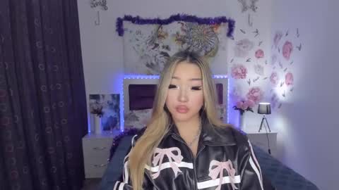 Snapshot of melissalorens chatting on 01/23/25, 06:24 Melissa online show from 01/23/25, 06:24