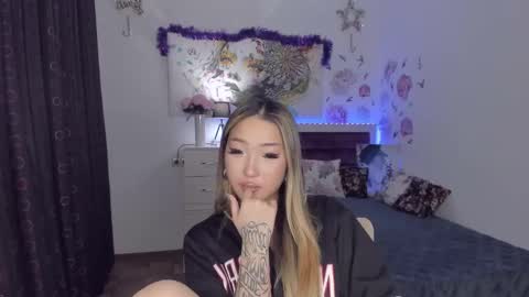 Snapshot of melissalorens chatting on 02/03/25, 05:24 Melissa online show from 02/03/25, 05:24