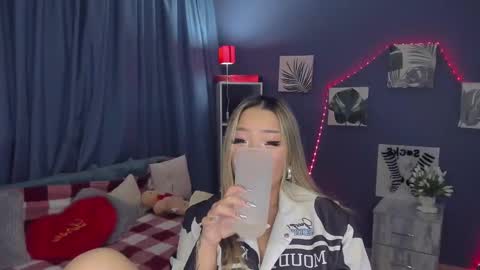 Snapshot of melissalorens chatting on 02/05/25, 05:20 Melissa online show from 02/05/25, 05:20