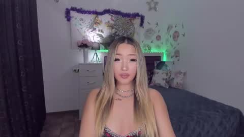 Snapshot of melissalorens chatting on 02/06/25, 06:02 Melissa online show from 02/06/25, 06:02