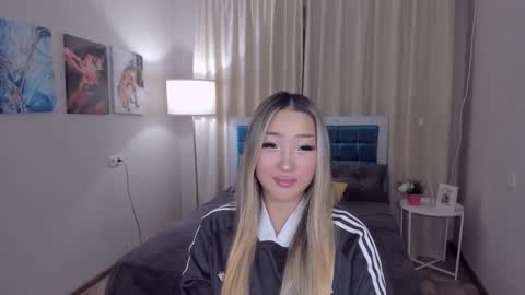 Snapshot of melissalorens chatting on 02/07/25, 07:06 Melissa online show from 02/07/25, 07:06